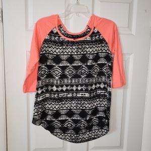 Rue21 Aztec 3/4 sleeve shirt size small